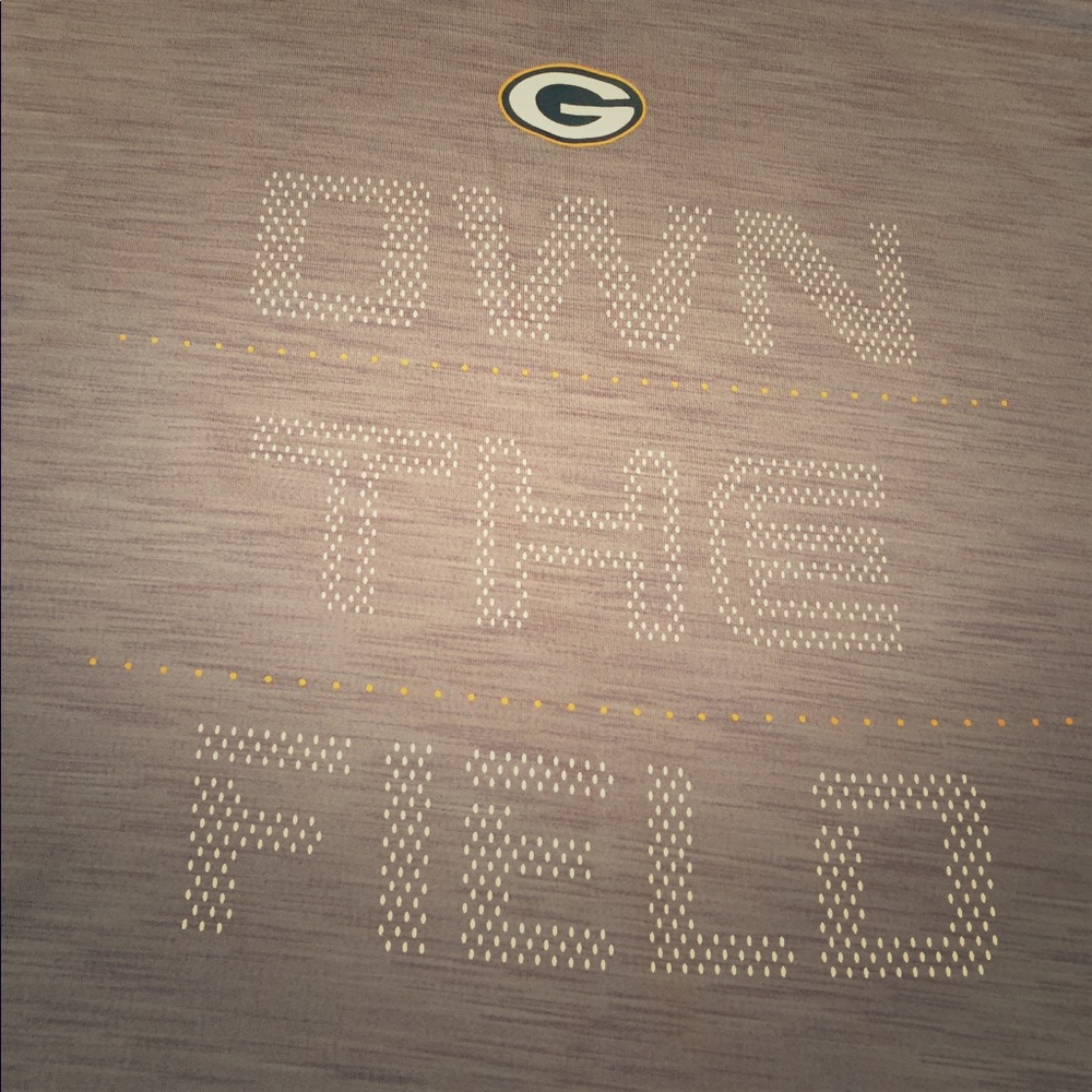 NWOT Green Bay Packers fan wear
